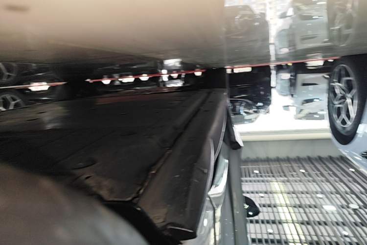 Used Volkswagen ID.3 2023 Upgraded Model Pure Intelligent Enjoyment Version Left Side Sill