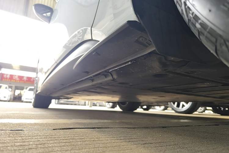 Used Volkswagen ID.3 2023 Upgraded Model Pure Intelligent Enjoyment Version Left Side Sill