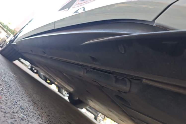 Used Volkswagen ID.3 2023 Upgraded Model Pure Intelligent Enjoyment Version Left Side Sill