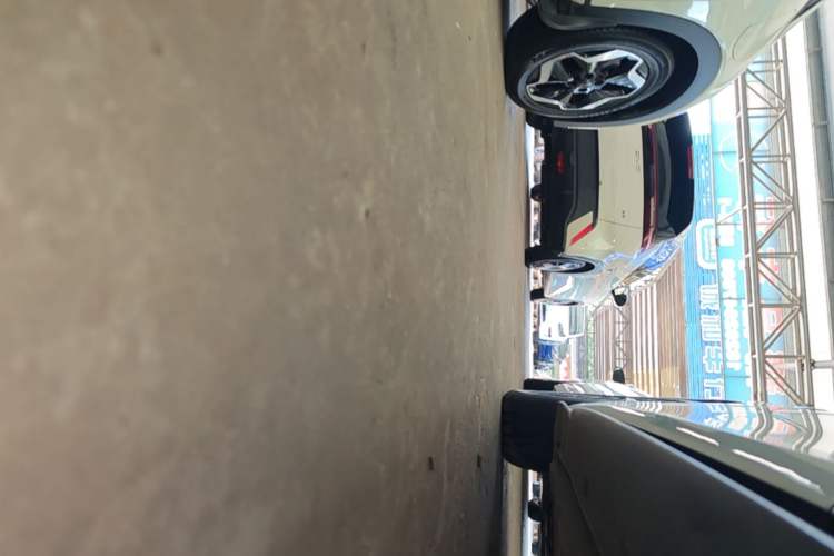 Used Volkswagen ID.3 2023 Upgraded Model Pure Intelligent Enjoyment Version Left Side Sill
