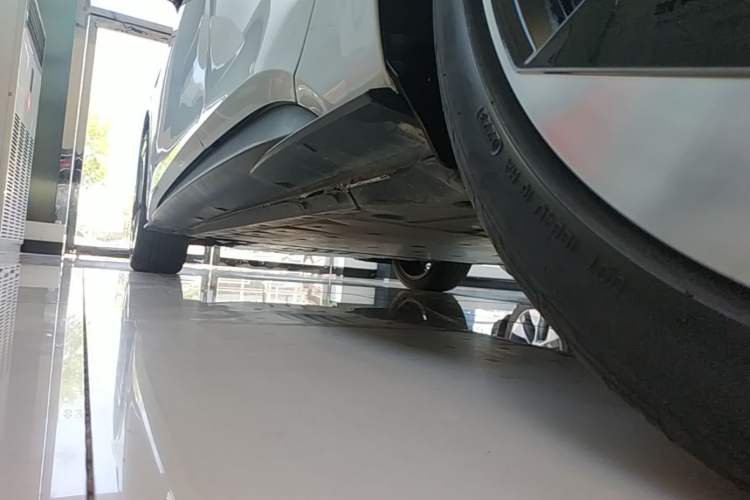 Used Volkswagen ID.3 2023 Upgraded Model Pure Intelligent Enjoyment Version Left Side Sill