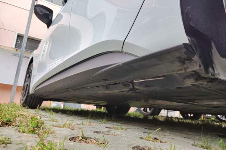 Used Volkswagen ID.3 2023 Pure Smart Edition Left Side Sill