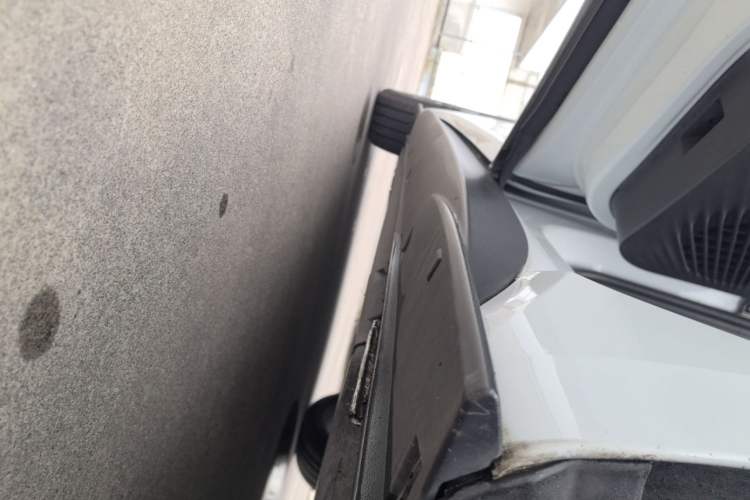 Used Volkswagen ID.3 2023 Upgraded Model Pure Intelligent Enjoyment Version Left Side Sill