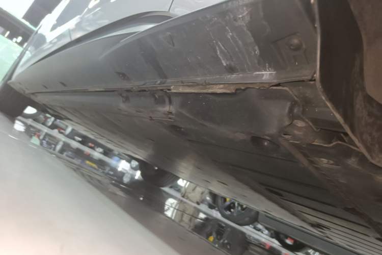 Used Volkswagen ID.3 2023 Upgraded Model Pure Intelligent Enjoyment Version Left Side Sill