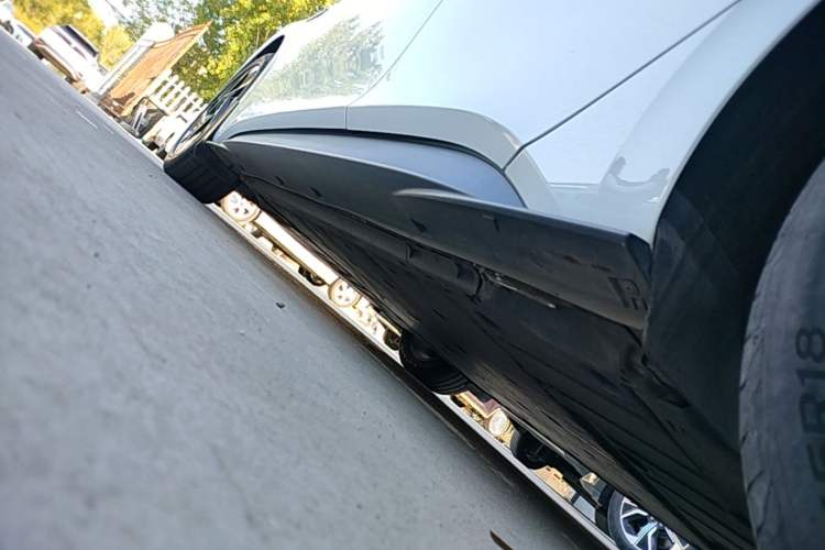 Used Volkswagen ID.3 2023 Upgraded Model Pure Intelligent Enjoyment Version Left Side Sill