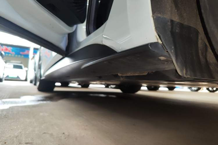Used Volkswagen ID.3 2023 Pure Smart Edition Left Side Sill
