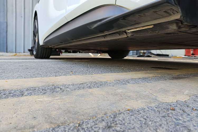 Used Volkswagen ID.3 2023 Upgraded Model Pure Intelligent Enjoyment Version Left Side Sill