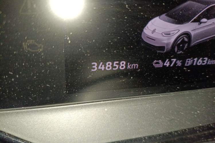 Used Volkswagen ID.3 2023 Pure Smart Edition Odometer Close Up