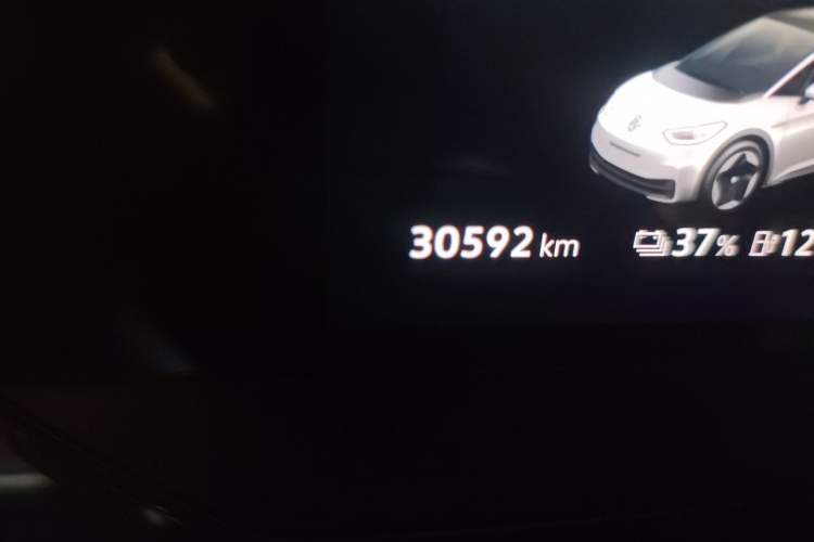 Used Volkswagen ID.3 2023 Upgraded Model Pure Intelligent Enjoyment Version Odometer Close Up