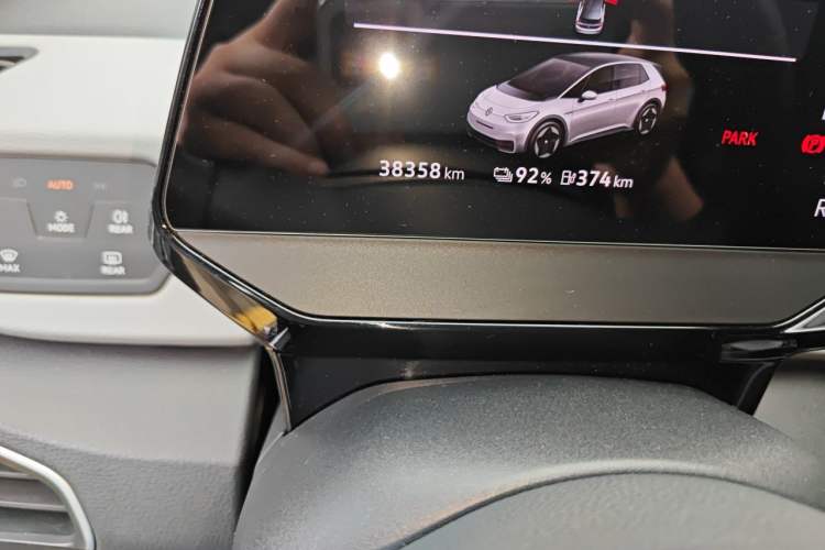 Used Volkswagen ID.3 2023 Upgraded Model Pure Intelligent Enjoyment Version Odometer Close Up