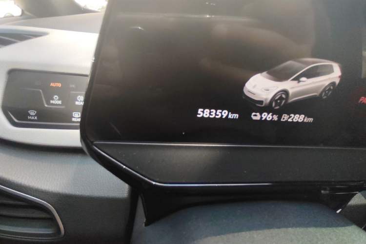 Used Volkswagen ID.3 2023 Upgraded Model Pure Intelligent Enjoyment Version Odometer Close Up
