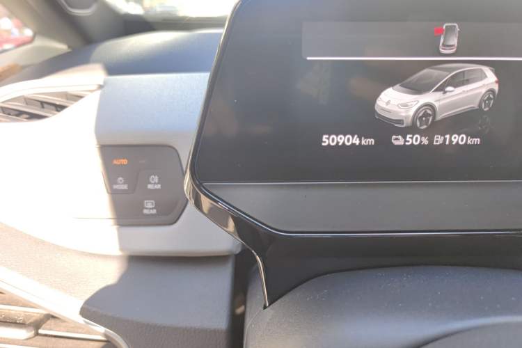 Used Volkswagen ID.3 2023 Upgraded Model Pure Intelligent Enjoyment Version Odometer Close Up