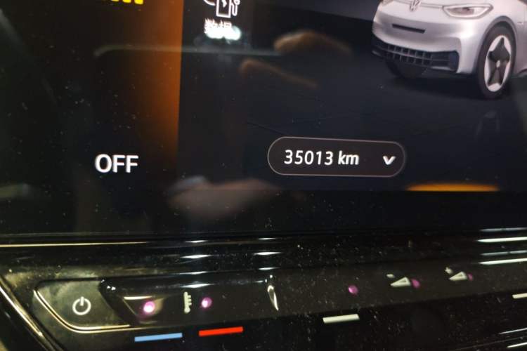 Used Volkswagen ID.3 2023 Pure Smart Edition Odometer Close Up