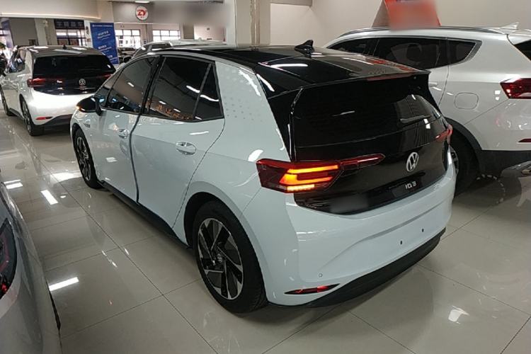 Used Volkswagen ID.3 2023 Upgraded Model Pure Intelligent Enjoyment Version Rear Left 45 Deg