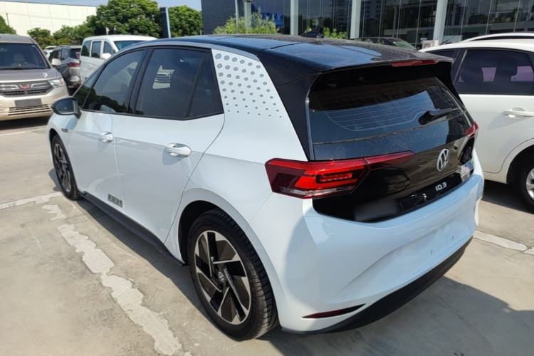 Used Volkswagen ID.3 2023 Upgraded Model Pure Intelligent Enjoyment Version Rear Left 45 Deg