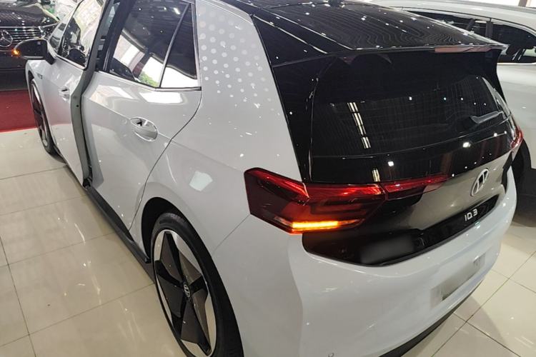 Used Volkswagen ID.3 2023 Upgraded Model Pure Intelligent Enjoyment Version Rear Left 45 Deg