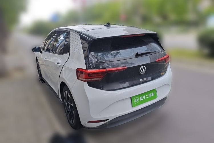Used Volkswagen ID.3 2023 Pure Smart Edition Rear Left 45 Deg