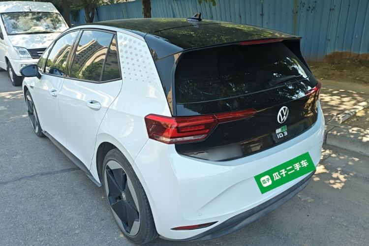 Used Volkswagen ID.3 2023 Pure Smart Edition Rear Left 45 Deg
