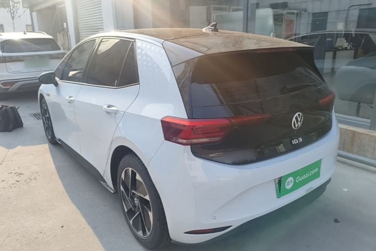 Used Volkswagen ID.3 2023 Pure Smart Edition Rear Left 45 Deg
