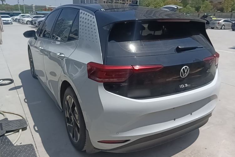Used Volkswagen ID.3 2023 Pure Smart Edition Rear Left 45 Deg