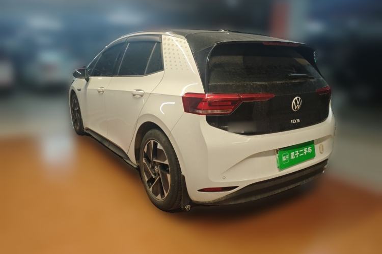 Used Volkswagen ID.3 2023 Pure Smart Edition Rear Left 45 Deg