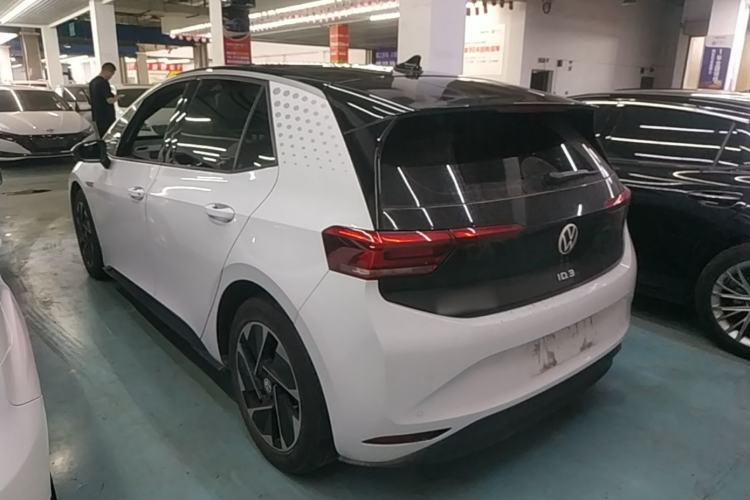 Used Volkswagen ID.3 2023 Upgraded Version Smart Intelligence Edition Rear Left 45 Deg