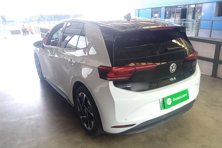 Used Volkswagen ID.3 2023 Pure Smart Edition Rear Left 45 Deg