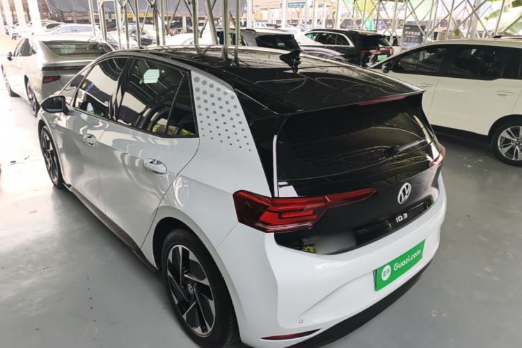 Used Volkswagen ID.3 2023 Pure Smart Edition Rear Left 45 Deg