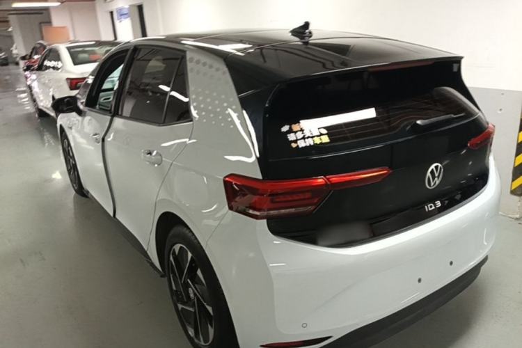 Used Volkswagen ID.3 2023 Pure Smart Edition Rear Left 45 Deg