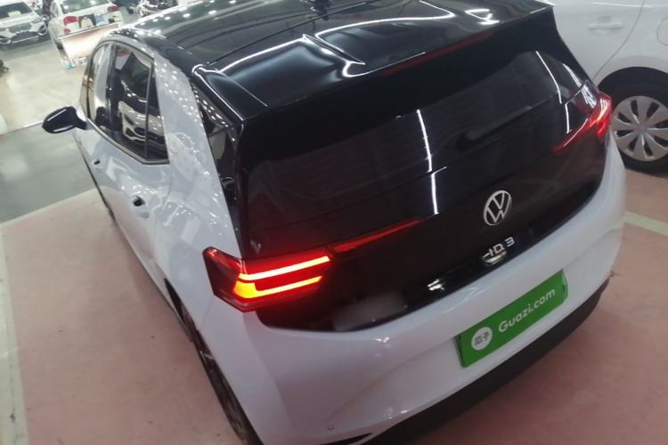 Used Volkswagen ID.3 2023 Pure Smart Edition Rear Left 45 Deg