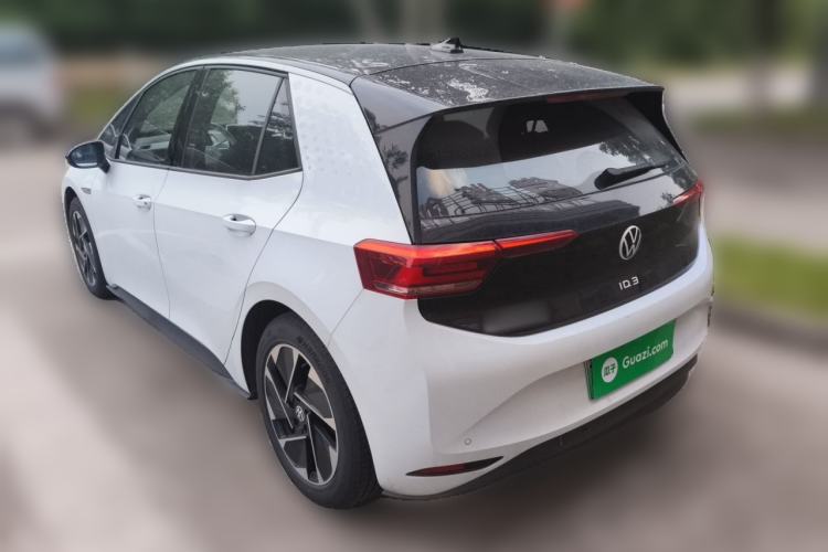 Used Volkswagen ID.3 2023 Pure Smart Edition Rear Left 45 Deg