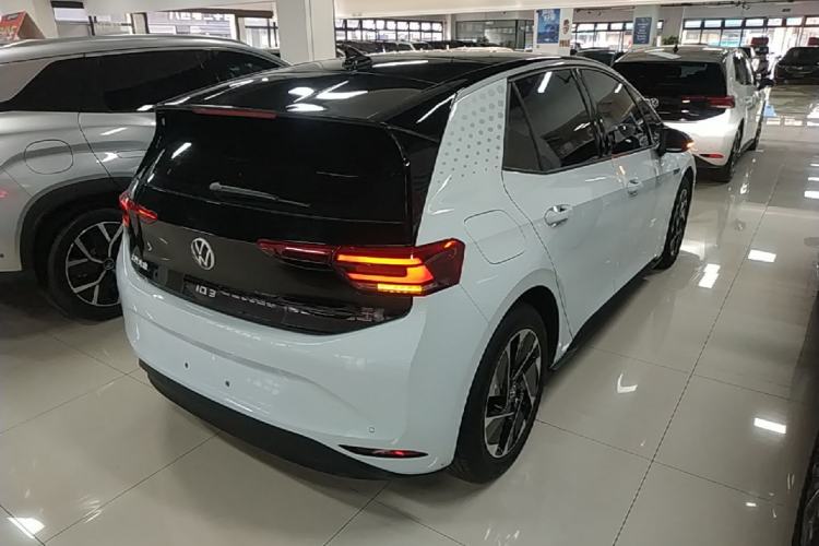 Used Volkswagen ID.3 2023 Upgraded Model Pure Intelligent Enjoyment Version Rear Right 45 Deg