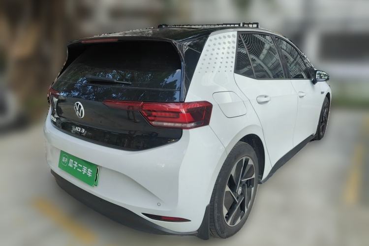 Used Volkswagen ID.3 2023 Pure Smart Edition Rear Right 45 Deg