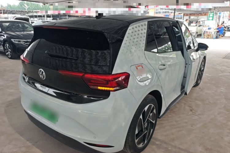 Used Volkswagen ID.3 2023 Upgraded Model Pure Intelligent Enjoyment Version Rear Right 45 Deg