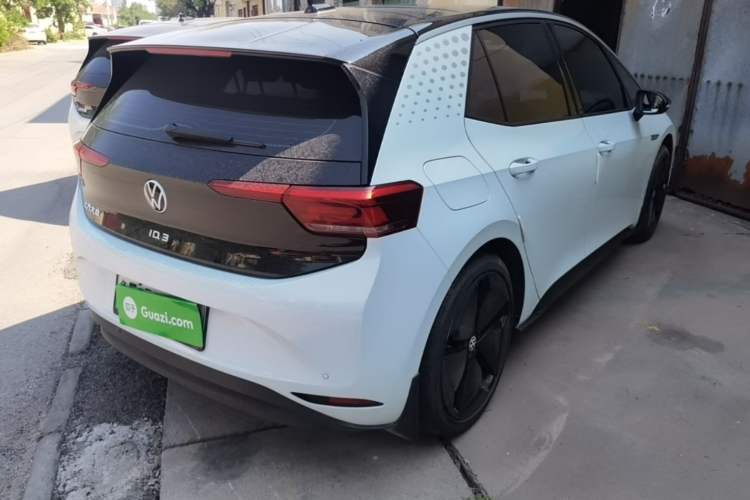 Used Volkswagen ID.3 2023 Upgraded Version Smart Intelligence Edition Rear Right 45 Deg