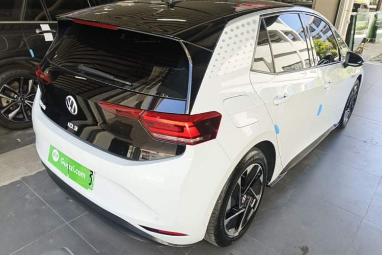 Used Volkswagen ID.3 2023 Upgraded Model Pure Intelligent Enjoyment Version Rear Right 45 Deg