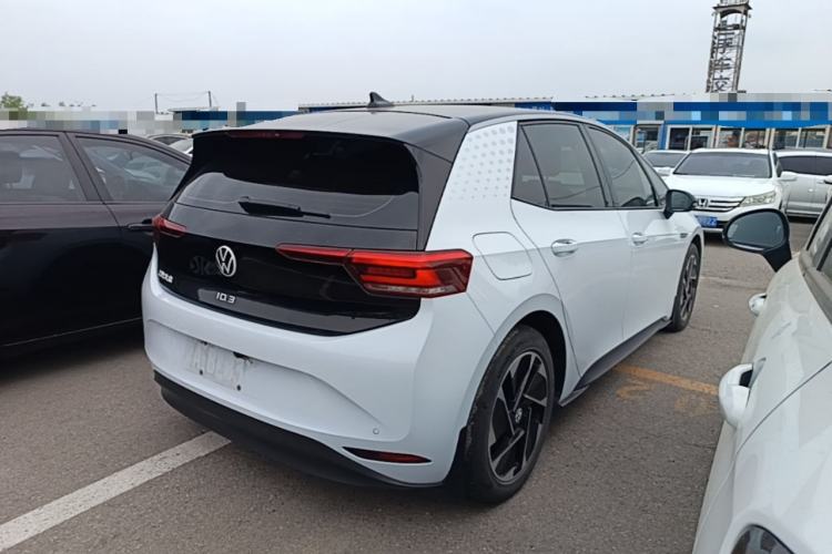 Used Volkswagen ID.3 2023 Pure Smart Edition Rear Right 45 Deg