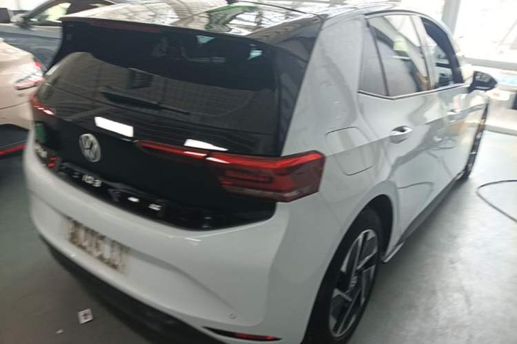 Used Volkswagen ID.3 2023 Upgraded Model Pure Intelligent Enjoyment Version Rear Right 45 Deg