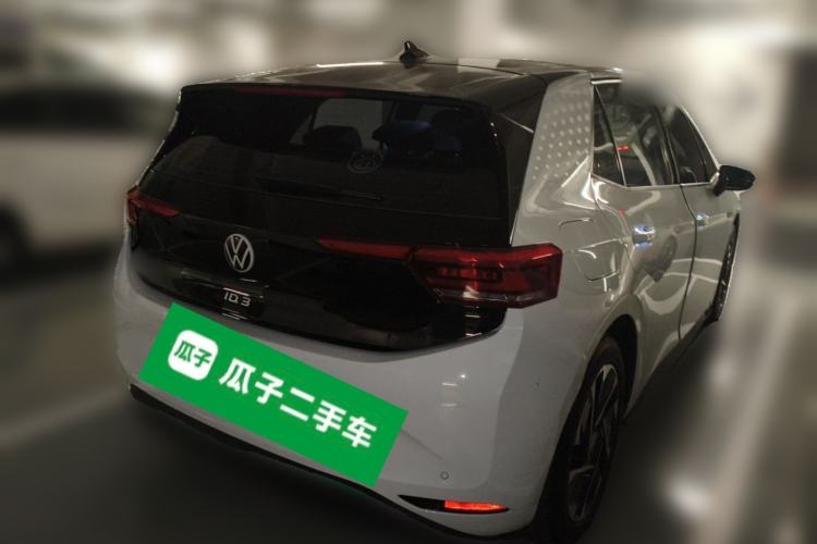 Used Volkswagen ID.3 2023 Pure Smart Edition Rear Right 45 Deg