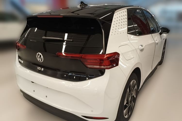 Used Volkswagen ID.3 2023 Upgraded Model Pure Intelligent Enjoyment Version Rear Right 45 Deg