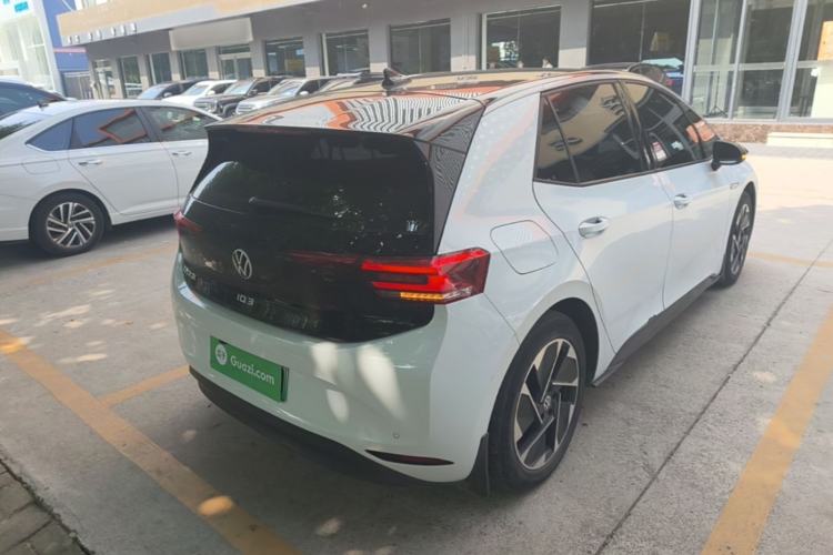 Used Volkswagen ID.3 2023 Pure Smart Edition Rear Right 45 Deg