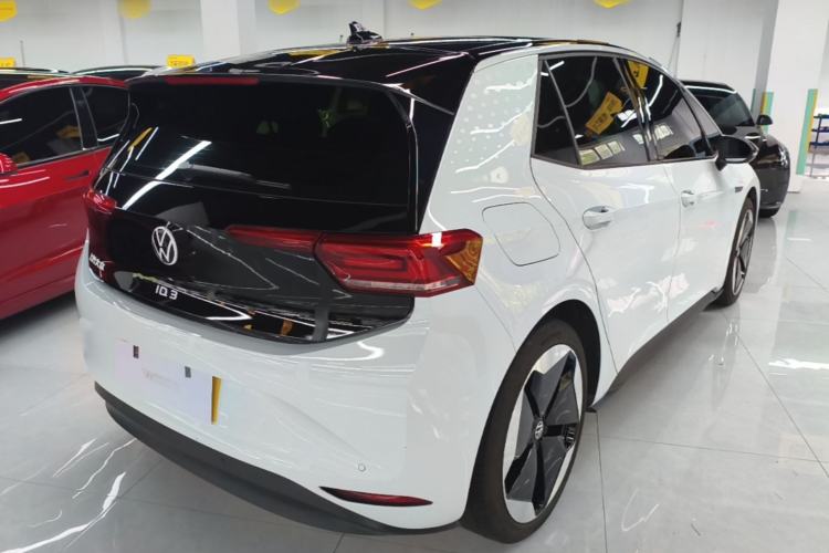 Used Volkswagen ID.3 2023 Upgraded Model Pure Intelligent Enjoyment Version Rear Right 45 Deg