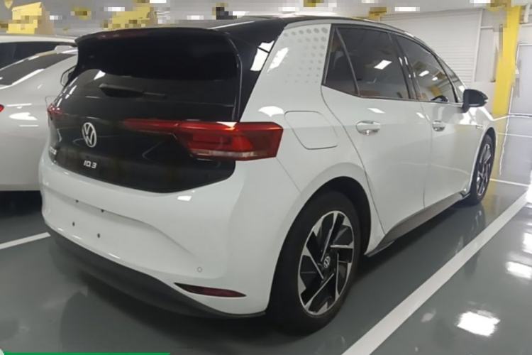 Used Volkswagen ID.3 2023 Upgraded Model Pure Intelligent Enjoyment Version Rear Right 45 Deg