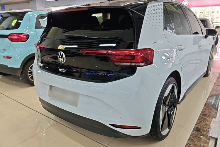 Used Volkswagen ID.3 2023 Upgraded Model Pure Intelligent Enjoyment Version Rear Right 45 Deg
