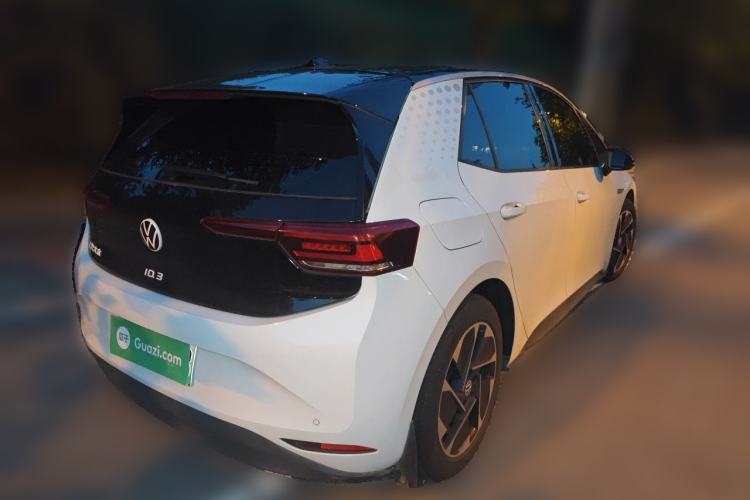 Used Volkswagen ID.3 2023 Upgraded Model Pure Intelligent Enjoyment Version Rear Right 45 Deg