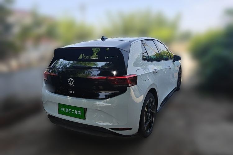 Used Volkswagen ID.3 2023 Pure Smart Edition Rear Right 45 Deg