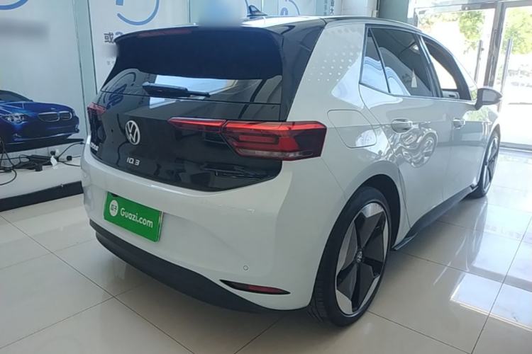 Used Volkswagen ID.3 2023 Upgraded Model Pure Intelligent Enjoyment Version Rear Right 45 Deg