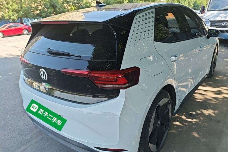 Used Volkswagen ID.3 2023 Pure Smart Edition Rear Right 45 Deg