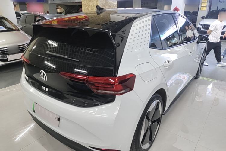 Used Volkswagen ID.3 2023 Pure Smart Edition Rear Right 45 Deg