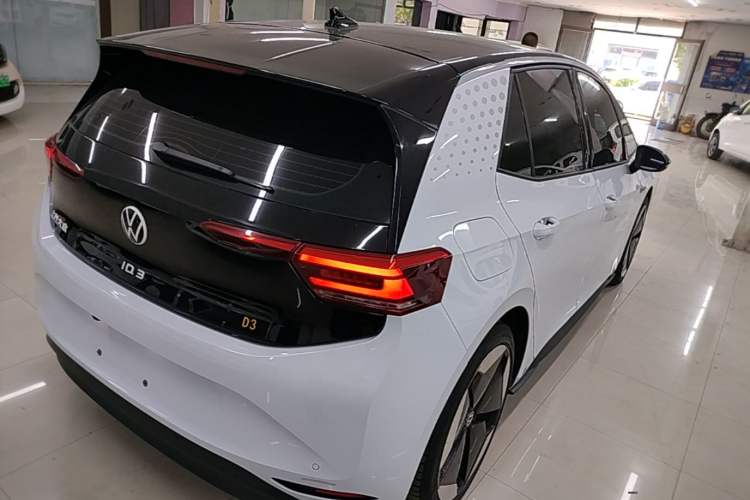 Used Volkswagen ID.3 2023 Upgraded Model Pure Intelligent Enjoyment Version Rear Right 45 Deg